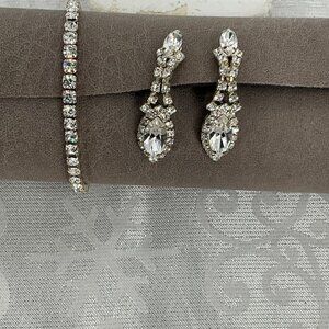 Vintage Rhinestone‎ Jewelry Set Clip-On Earrings & Bracelet Silver Tone